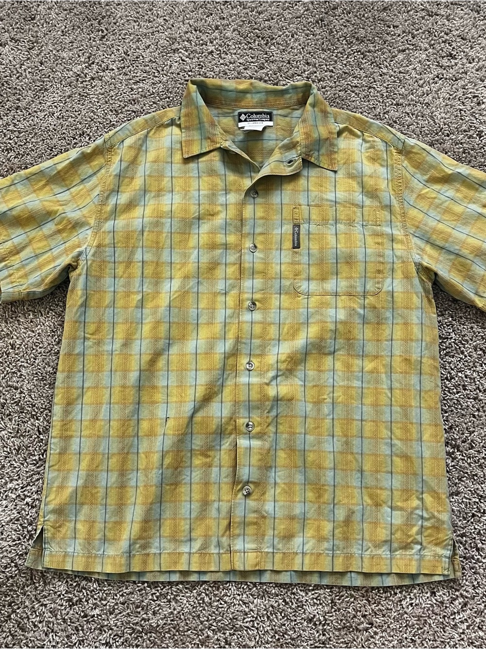 Columbia Men’s Yellow and Green Plaid Short-Sleeve Button-Down Shirt